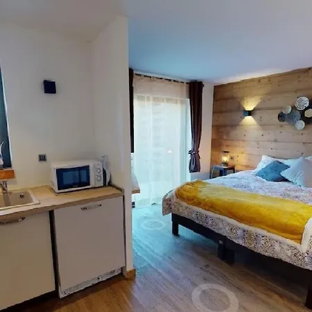 Holiday home Comb Chalet Vous Seduira Par Leur Vue Imprenable Les Deux Alpes