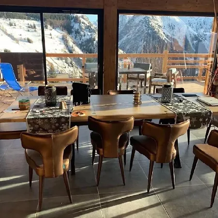Comb Chalet Vous Seduira Par Leur Vue Imprenable Les Deux Alpes