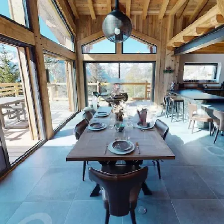 Comb Chalet Vous Seduira Par Leur Vue Imprenable *